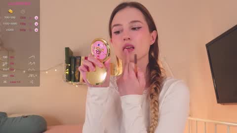 Snapshot of mita_mp4 chatting on 01.30.25 Mita online show from 01.30.25