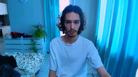 Snapshot of mitchelkurse chatting on 06.20.26 MitchelKurse online show from 06.20.26