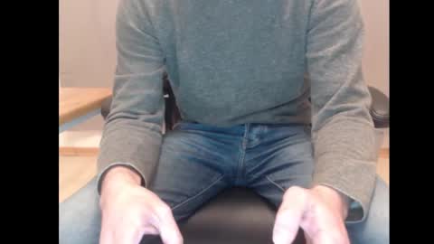 Snapshot of mitsch01 chatting on 02.15.25 Mitsch online show from 02.15.25