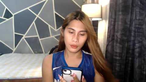 Snapshot of mitssuri_foxy chatting on 12.16.24 Davey online show from 12.16.24