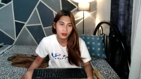 Snapshot of mitssuri_foxy chatting on 01.02.25 Davey online show from 01.02.25