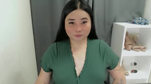 Snapshot of miya_licious chatting on 04.06.26 cassie marie online show from 04.06.26