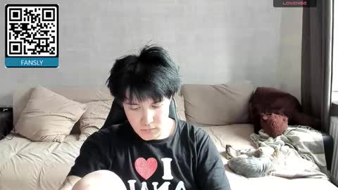 MeowMiku online show from 10.04.25