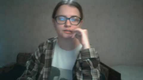 Snapshot of miyabe chatting on 12.16.24 Milana online show from 12.16.24