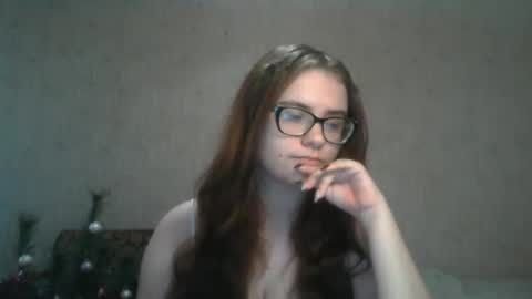 Snapshot of miyabe chatting on 01.14.25 Milana online show from 01.14.25