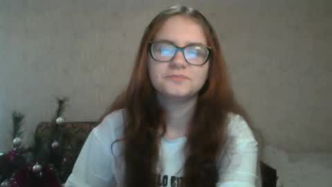 Snapshot of miyabe chatting on 01.14.25 Milana online show from 01.14.25