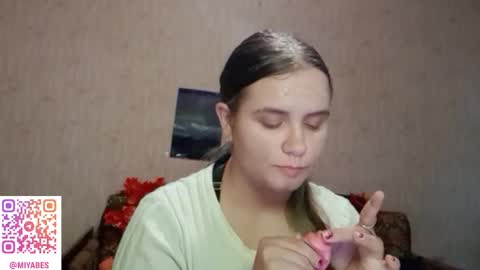 Snapshot of miyabe chatting on 10.21.25 Milana online show from 10.21.25