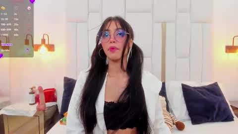 Miyu online show from 10.14.25