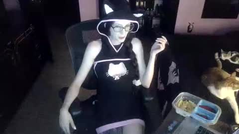 Mizz Bonez online show from 01.19.26