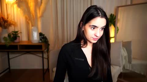 Snapshot of mmilkyway_ chatting on 12.03.25 milkyway online show from 12.03.25