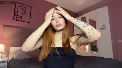 Snapshot of mmkakpoxyi22 chatting on 06.16.26 alice and ray online show from 06.16.26