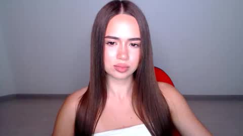 Snapshot of mmm_bananaa_ chatting on 09.25.25 Beata online show from 09.25.25