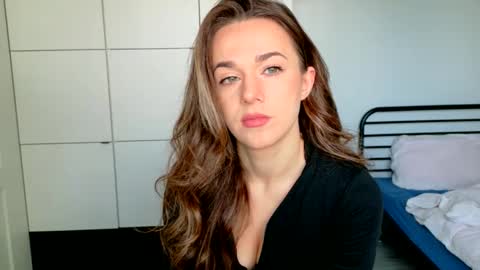 mmminnie online show from 03.05.26