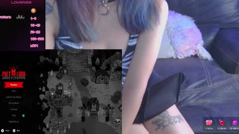 Snapshot of mmmmdarling chatting on 11.06.25 minaDarling online show from 11.06.25