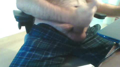 Snapshot of mmmmmm86 chatting on 12.02.24 mmmmmm86 online show from 12.02.24