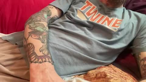 MNTuiLa online show from 04.17.26