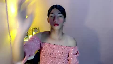 Mocha Locca  online show from 01.11.25