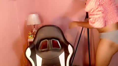 Mocha Locca  online show from 01.30.25