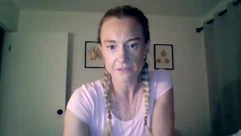 Snapshot of mockingbirds91 chatting on 04.17.26 mockingbirds91 online show from 04.17.26