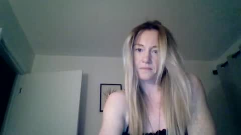Snapshot of mockingbirds91 chatting on 04.20.26 mockingbirds91 online show from 04.20.26
