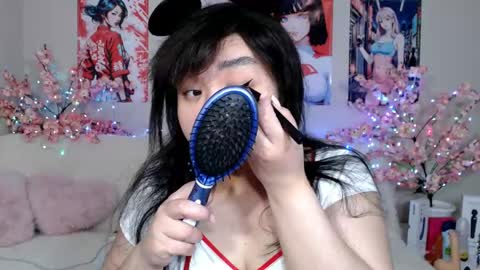 Molly online show from 03.30.26