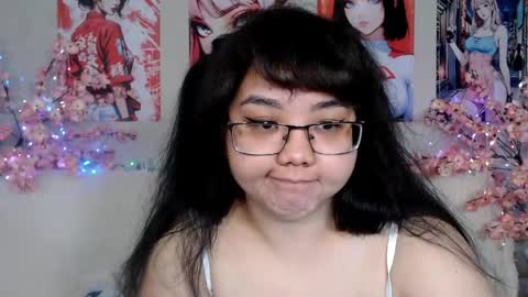 Snapshot of moertomlly chatting on 05.31.26 Molly online show from 05.31.26