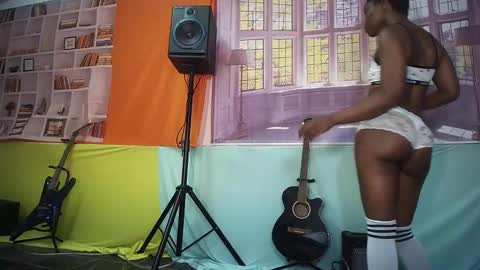 Snapshot of moghelslay chatting on 02.11.26 moghelslay online show from 02.11.26