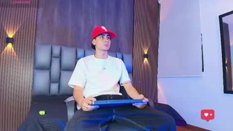 Snapshot of mohamed_malik chatting on 05.08.26 mohamed_malik online show from 05.08.26