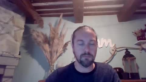 Julien online show from 01.27.25