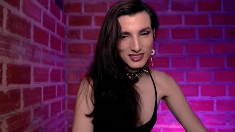 Snapshot of moira_hot chatting on 02.25.26 moira_hot online show from 02.25.26