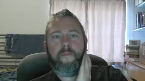 Snapshot of moistfalafel chatting on 04.29.26 Jode online show from 04.29.26