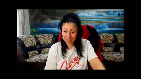 Snapshot of moistmady chatting on 03.31.26 moistmady online show from 03.31.26