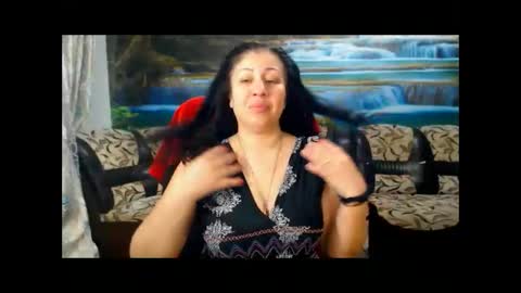 Snapshot of moistmady chatting on 04.05.26 moistmady online show from 04.05.26