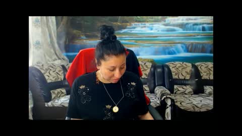 Snapshot of moistmady chatting on 05.20.26 moistmady online show from 05.20.26
