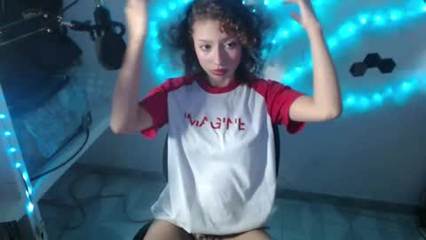 Snapshot of moka_soul chatting on 06.10.26 moka_soul online show from 06.10.26