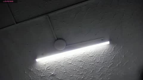 Hey Guys  Im Mollie online show from 04.20.26