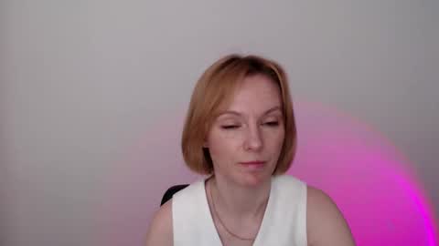 mollilove online show from 05.25.26