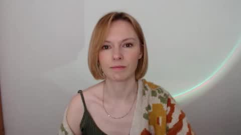 mollilove online show from 05.31.26