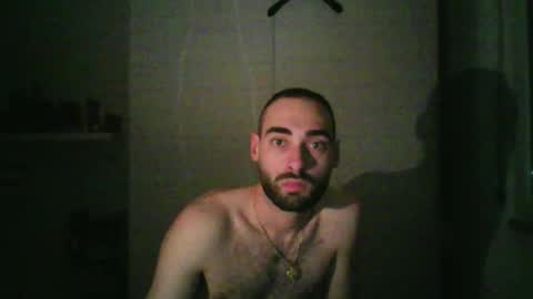 Snapshot of mollo20 chatting on 11.18.25 mollo20 online show from 11.18.25