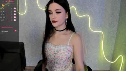 Molly - online show from 11.30.25