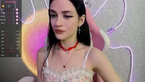 Snapshot of molly_crystall chatting on 05.31.26 Molly - online show from 05.31.26