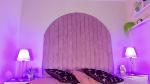 Snapshot of molly_jackson chatting on 12.23.24 Molly Jackson online show from 12.23.24