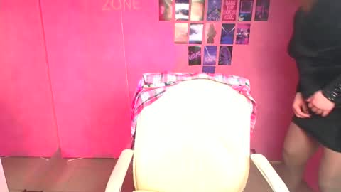 Molly online show from 02.11.26