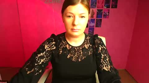 Molly online show from 04.22.26