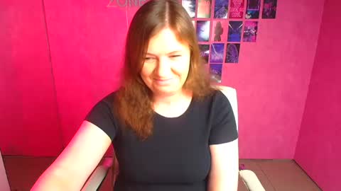 Snapshot of molly_mis chatting on 05.10.26 Molly online show from 05.10.26