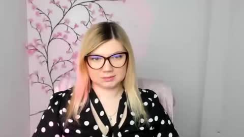 Molly online show from 01.09.26