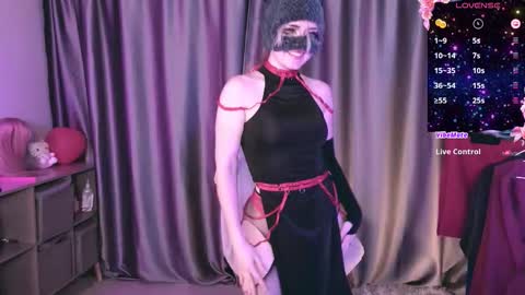 Molly online show from 03.07.26