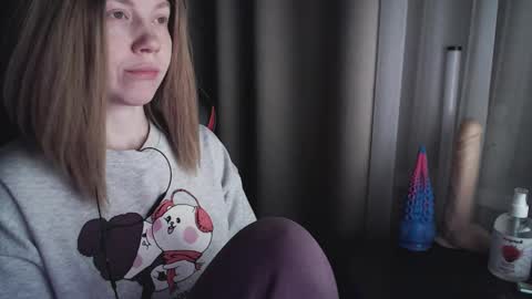 I have new photos come and see with love Molly online show from 02.25.25