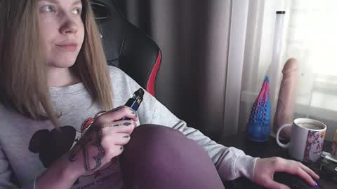 I have new photos come and see with love Molly online show from 03.03.25