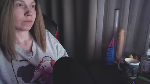 I have new photos come and see with love Molly online show from 03.12.25